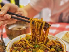 新疆炒米粉-西域阿里马新疆菜·清真(桂花路店)