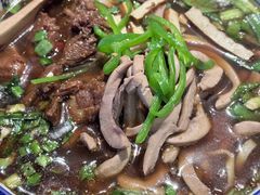 -镇南锅盖面馆(解放路店)