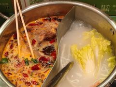 -一围肥牛小火锅(高铁吾悦店)