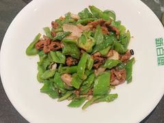 -新白鹿餐厅(百联中环店)