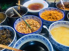 -重庆小面·抄手(解放碑好吃街店)