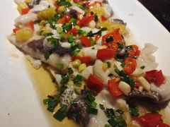 -魏铭鱼头捞饭(晋阳路店)