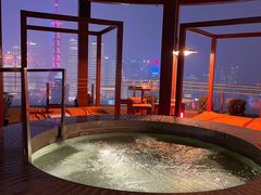 景观位-非常时髦餐厅VUE Restaurant(外滩茂悦大酒店)
