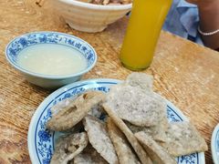 老北京炸灌肠-门框胡同百年卤煮(新街口店)