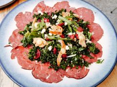 绿野缤纷牛肉沙拉-18号酒馆(天目里店)