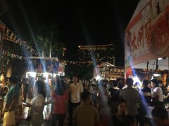 -三亚湾红树林度假酒店美食街