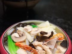 -柒园·三十年创意杭帮菜(龙湖滨江天街店)