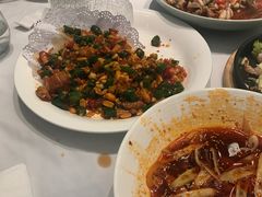 -雀蓝川菜(奥体广场店)