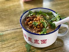 金牌杂酱面-胖胖板凳面