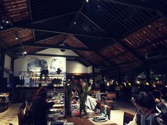 -喜洲吧·江畔老船厂·庭院餐厅(喜临院店)
