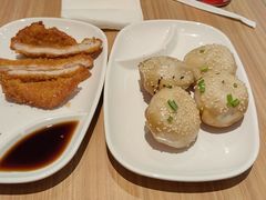 -小杨生煎(金山百联购物中心3楼店)