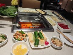 -海底捞火锅鲜切牛肉主题店(长寿路店)