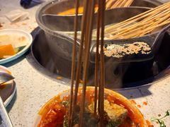 -钢管厂五区小郡肝串串香(蜀都万达店)