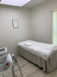 -HEYAN荷妍专业脱毛连锁机构