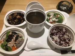 -华美国际月子会所(合生店)