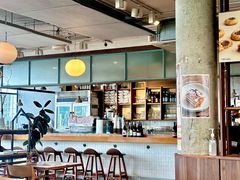 -ROAST coffee & eatery