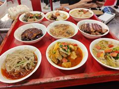 -蓝田九大碗民俗食府(蓝田店)