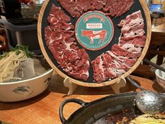 -周小明火锅(黑金冠社区店)