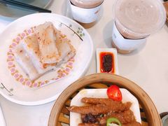 -乜都得港式茶楼(天贵路店)