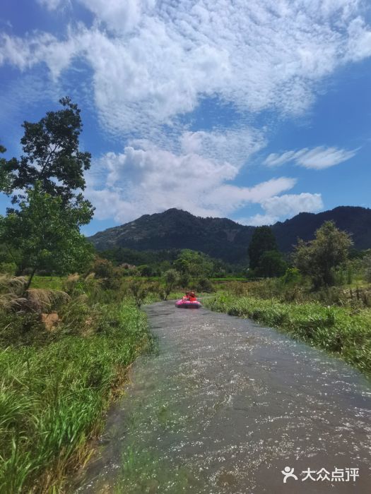 天景山漂流图片