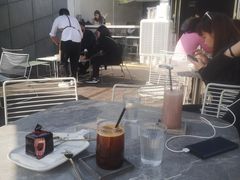 -UNI UNI(环亚凯瑟琳店)