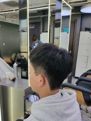 -藤野造型烫发染发