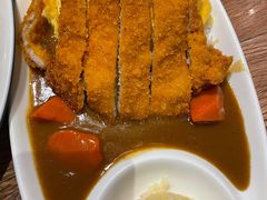 -玛格萝妮(汇智国际商业中心店)