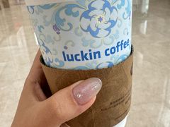 -瑞幸咖啡(大连罗斯福广场一层店)