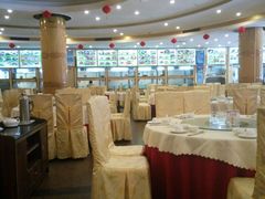 -东郊椰林平价海鲜舫(大东海店)