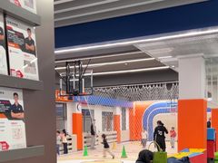 -悦动体能篮球羽毛球网球(三里河店)