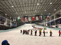 -乔波室内滑雪场