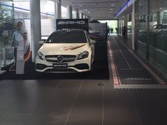 -奔驰利星行(北京花乡店)