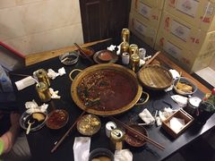 -岗上渣渣老火锅(两路口店)