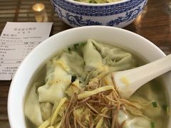 -笑来喜馄饨小笼工坊店(湖滨街店)