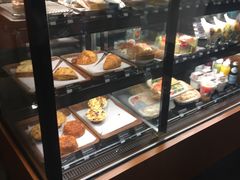 面包甜点陈列柜-星巴克臻选(深圳龙岗万科店)
