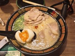 -一兰拉面(新宿中央东口店)