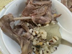 -红旗山庄(圭峰山店)