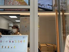 -喜茶(上海淮海中路渔阳里店)