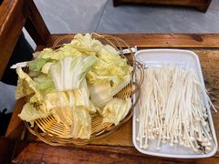 -地锅公社·现炒地锅鸡·地锅鱼·夜宵(罗锦路店)