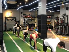 -Freedom Fitness私教健身俱乐部(徐虹北路店)