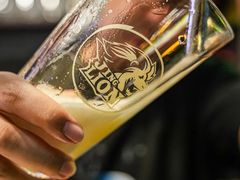 -京狮炙燥·精酿烧烤(首经贸店)