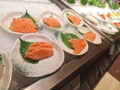 -雍容荟活帝王蟹活龙虾自助(苏宁旗舰店)