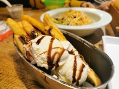 -金牌老碗时尚陕菜(王府井百货店)