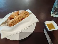 餐前面包-北京华彬费尔蒙酒店·刃餐厅