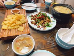 -阿鹏故事云南野生菌火锅(人民路店)