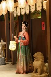-支流映画摄影·汉服妆造跟拍(本宫来了银泰店)