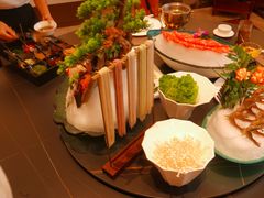 -鼎泰亨·海鲜牛肉餐厅(滨江店)