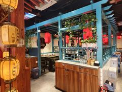 -宽板凳老灶火锅(台湾街店)