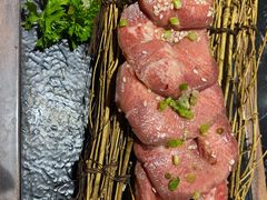 -鹤江桥·红油牛肉粉(SKP店)