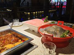 -二荆条·蜀鲜汇城市森林火锅